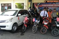 Gelar Perkara Penggelapan Motor R.4 dan R.2 Bersama Kapolres Batu.AKBP. Harviadhi Agung Prathama.S.I.K