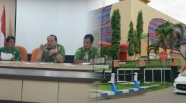 Keterangan gambar : (kiri) Tri Suswati (Susi) Kabag Pengembangan, Moch Jundi Agustoro Spb Wadir Pelayanan RSUD dan M Hayat Humas RSUD Bangil Pasuruan