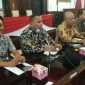 Ketua Komisi IV DPRD Kab. Mojokerto  yang dipimpinn Ketuanya, H, Sopii, SP, ke Kantor DPRD Kab. Karanganyar, Terkait Pembahasan Raperda APBD TA. 2020 Bidang Sosial, Pendidikan dan Kesehatan.(28/10)( Dok, Kartono)