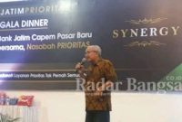 Suprijono Moderator dari Ketua Yayasan Universita Panca Marga Probolinggo 