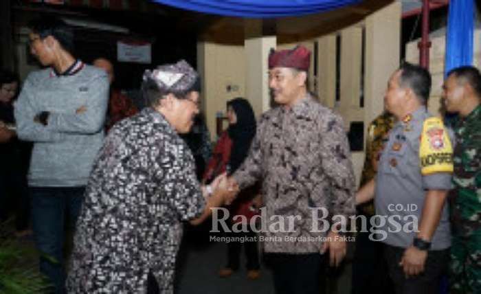 Forum Komunikasi Pimpinan Daerah (Forkopimda) Banyuwangi memantau keamanan malam Natal