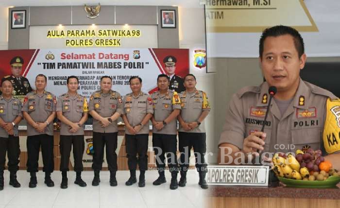 (kiri) Kapolres Gresik AKBP Kusworo Wibowo, S.H., S.I.K., M.H., hadir dalam kunjungan tersebut yaitu Kapolres Lamongan AKBP Feby D. P. Hutagulung, SIK MH., Kapolres Bojonegoro AKBP M. Budi Hendrawan, SH MH serta para pejabat  utama Polres Gresik serta Pamatwil Mabes Polri