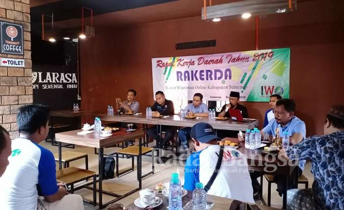 PD IWO Kabupaten Sumenep Gelar Rakerda Tahunan di Cafe Tabularasa Sumenep.