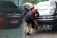 Foto mobil yang di ganti plat Nomer