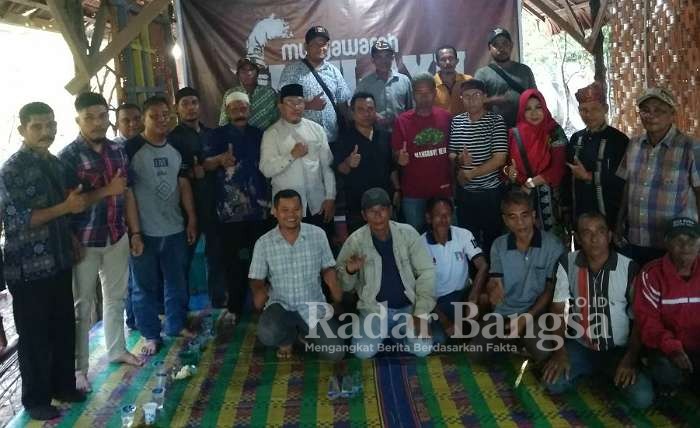 Saat di Pantai Wisata Bandar Bakau menjadi Tuan Rumah diselenggarakannya Musyawarah Melayu