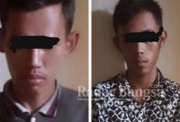 Dua orang yang diduga sebagai pengedar shabu-shabu, Jumat (03/01/2020) di jalan Raya dusun Trucuk desa Sidoasri Kecamatan Candipuro 