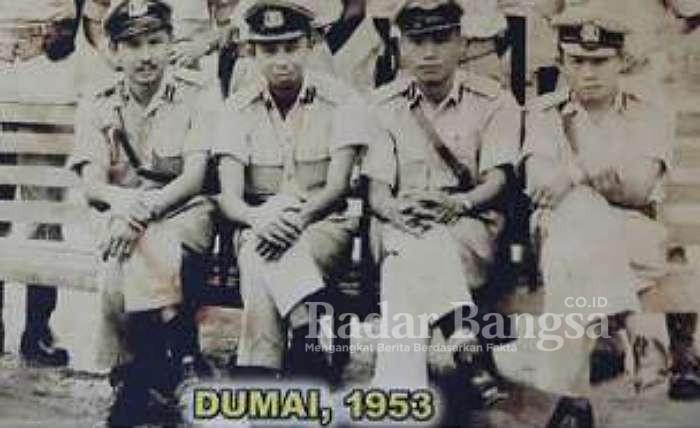 Foto perkembangan penampilan personil Polri  Dumai dari Tahun 1953 