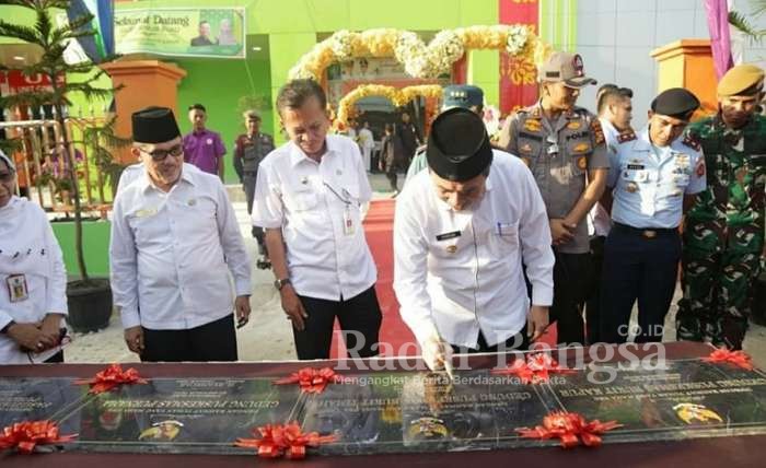Gubernur Riau Drs. H. Syamsuar.MSi meresmikan 4 Gedung Puskesmas
