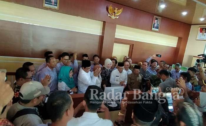 Menteri Desa, Pembangunan Daerah Tertinggal, dan Transmigrasi Indonesia, Abdul Halim Iskandar berkunjung ke Desa Sedyo Mulyo Kecamatan Mesuji Raya OKI, Sumsel