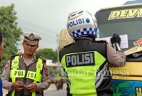 Satlantas Polres Gresik Penertiban Penindakan Kendaraan ODOL (Over Dimensi dan Over Load),