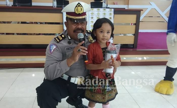 Kanit Dikyasa Polres Lamongan Iptu Fatkur Rohman saat memberikan sambutan