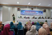 Sekretaris Daerah Drs. H. Mara Ondak dalam sambutannya menyampaikan acara diskusi