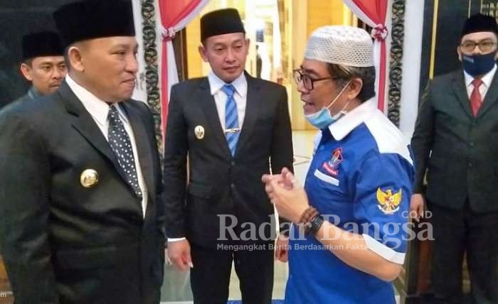 Perwakilan Forsa Hebat Saat Berdialog Dengan Bupati Sampang yang di dampingi Wakil Bupati di Pendopo Trunojoyo Sampang