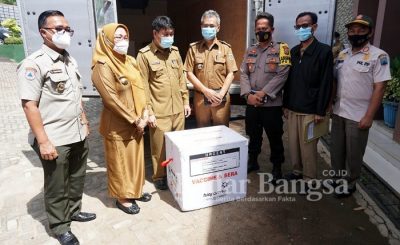 Sebanyak 2.587 dosis vaksin Covid-19 jenis Sinovac dari Biofarma tiba di Dinas Kesehatan Lampung Selatan [KMF]