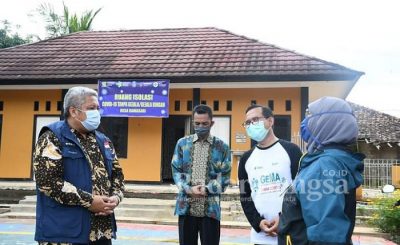 Pj. Sekda Kabupaten Cianjur, Provinsi Jawa Barat, Dodit Ardian Pancapana, tinjau ruang isolasi mandiri Ramasari dan puskesmes Haurwangi didampingi Camat dan unsur forkompimcam [HMS]