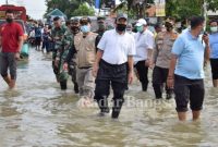 Bupati Fadeli saat datangi Lokasi Banjir [IST]