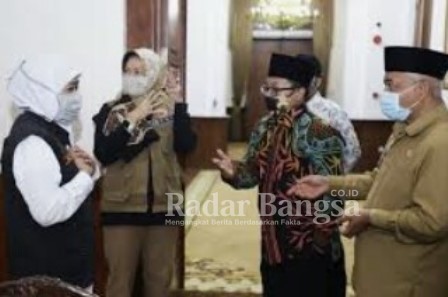 Tiga Kepala Daerah Malang Raya, Kanan Bupati Malang Sanusi, Walikota Malang Autiaji, Walikota Batu Dewanti Rumpoko, Melakukan Kordinasi terkait Persiapan lanjutan PSBB bulan Januari 2021 [IST]