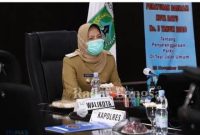  Walikota Batu Dewanti Rumpoko, Memberikan Pemaparan dalam persiapan menghadapi penerapan PSBB di Malang Raya anjuran dari Pemprov Jatim. [IST]