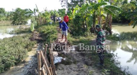 Kerja bhakti bersama TNI dan masyarakat dibantu Dinas pengairan [IST]