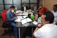 Rapat KP dan Komite Banding Pemilihan dipandu Sekretaris PSSI Jatim, H. Amir Burhanuddin [IST]