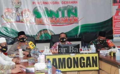  Kapolres Lamongan AKBP Miko Indrayana, S.I.K, Dandim 0812/Lamongan Letkol Inf. Sidik Wiyono, SH, M. Tr. Han dan Asisten Pemerintahan dan kesejahteraan Pemkab Lamongan, Plt. Kepala Kemenag Lamongan Drs. H. Sunhaji, MA, Sekretaris MUI Lamongan. PC NU Lamongan, PD. Muhammadiyah Lamongan [IST]