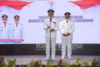  Bupati Lamongan Dr. H. Yuhronur Efendi, MBA dan Wakil Bupati Lamongan Drs. KH. Abdul Rouf, M.Ag. menggelar tasyakuran, Jum'at (26/02/2021) di Pendopo Lokatantra Kabupaten Lamongan [IST]