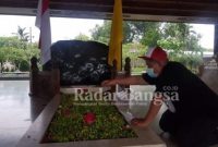  Ketua Jong Surabaya Berkemajuan (JSB), Cakwo berziarah di makam Bung Karno, Blitar [IST]