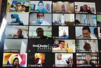 Sandiaga saat menjadi pembicara pada Seminar Nasional yang digelar SMSI secara virtual, Rabu (3/2/2021) [SMSI]