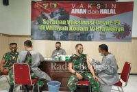 Jajaran personel TNI Kodim 0812/Lamongan menggelar vaksinasi Covid-19 tahap kedua termin satu di Makodim 0812 Lamongan [IST]