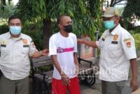 Anggota Satpol PP kota Semarang saat operasi penertiban Gelandang [RadarBangsa.co.id/OKI]