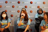 Titin Suryani, Direktur Utama PT Verona Indah Pictures, Lesley Simpson, Country Manager WeTV dan iflix Indonesia, Pamela Bowei [IST]