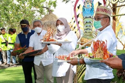 [tengah] Bupati Banyuwangi  Ipuk 