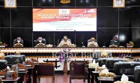 DPRD Kota Metro menggelar Rapat Paripurna dalam rangka Peringati HUT ke-57 Provinsi Lampung Tahun 2021 secara virtual, di Aula Gedung DPRD Kota Metro. [hms]