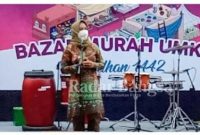 Walikota Mojokerto Hj. Ika Puspitasari, SE, Kamis petang kemarin  membuka Basar Murah UMKM [IST]