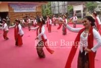  Para ibu Rampak Sarinah menampilkan tarian Gambyong khas Tulungagungan, Gambyong Mari Kangen [IST]
