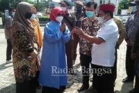 Wakil Bupati Pelalawan H. Nasarudin, SH, MH, menghadiri pencanangan pemberian vaksin bagi lansia [hms]