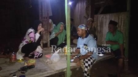 Kunjungan Komunitas Pengguna Frekwensi yang tergabung dalam RPU GUMARA ke Imam warga Desa Karang Nangger Kecamatan Omben [ist]