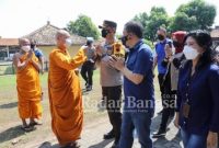 Kapolda Jateng Irjen Pol Drs Ahmad Luthfi, SH., SSt., MK meninjau pengamanan perayaan Hari Raya Waisak di Candi Sewu komplek TWC Prambanan [IST]