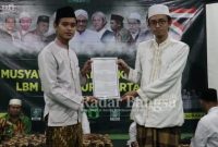 Acara Penutupan Musyawarah Kitab LBM dan Kegiatan Semarak Ramadhan 2021 PCNU Kota Surakarta [ist]