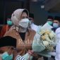 Wakikota Batu Dewanti Rumpoko, resmikan Hunian sementara (Huntara) warga yang terkena musibah tanah Longsor di dusun Brau desa Gunungsari Kecamatan Bumiaji Kota Batu. [ist]