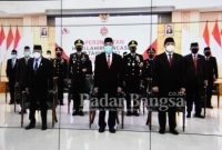 Danrem 072/Pamungkas “Brigjen TNI Ibnu Bintang Setiawan, S.I.P., M.M. bersama Wakil Gubernur  DIY, Sri Paduka Paku Alam X dan Sekda DIY beserta Forkopimda DIY, mengikuti Upacara Peringatan Hari Lahirnya Pancasila di Gedung Pracimosono [Hms]