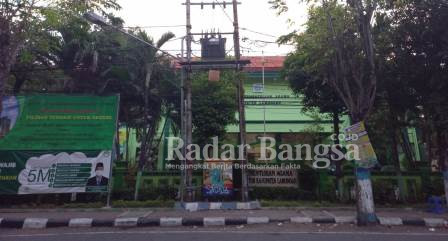 Kantor Kementrian Agama Kabupaten Lamongan Jawa Tumur. Rabu (21/07/2021)