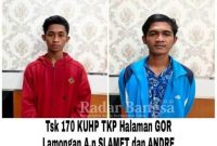  Dua pelaku Slamet dan Achmad Andre Yanto saat diamankan di Mapolres Lamongan.(Ist)