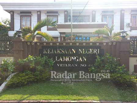 Tampak depan kantor Kejaksaan negeri Lamongan (Dok RadarBangsa.co.id)