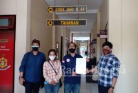 Anggota Wartawan yang bertugas di kota Batu, sedang didampingi LBH Malang Ke Mako Polres Batu,Guna Menindaklanjuti melaporkan adanya ancaman pembunuhan.
