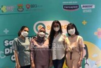  Para dokter gigi dari Klinik Gigi ODAC saat acara konsultasi gigi dan vaksinasi gratis untuk 1000 anak pada Jumat, 27 Agustus 2021 di QBIG BSD City, Tangerang. (Dok. Istimewa)