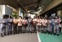 Gelaran vaksinasi Puspenerbal, Lanudal dan Saka Bahari Tingkat Daerah Jawa Timur di Juanda yang diserbu pramuka dan masyarakat