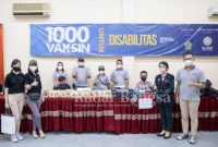 Giat vaksinasi 1000 dosis untuk penyandang disabilitas di gedung BKKKS Jatim, Surabaya