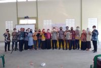 Giat Tim PKM Dosen FEB Unesa pelatihan pelayanan jasa karyawan di Edu Wisata Lontar Sewu, Gresik