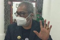 Arist Merdeka Sirait Ketua Umum Komnas Perlindungan Anak memberi keterangan pers.